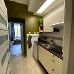 Cute Botanical Flat Near By Zizkov Tower * Praha